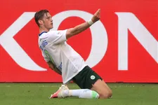 Thumbnail for article: Weghorst heeft bij Wolfsburg geen last meer van zijn 'two year itch'