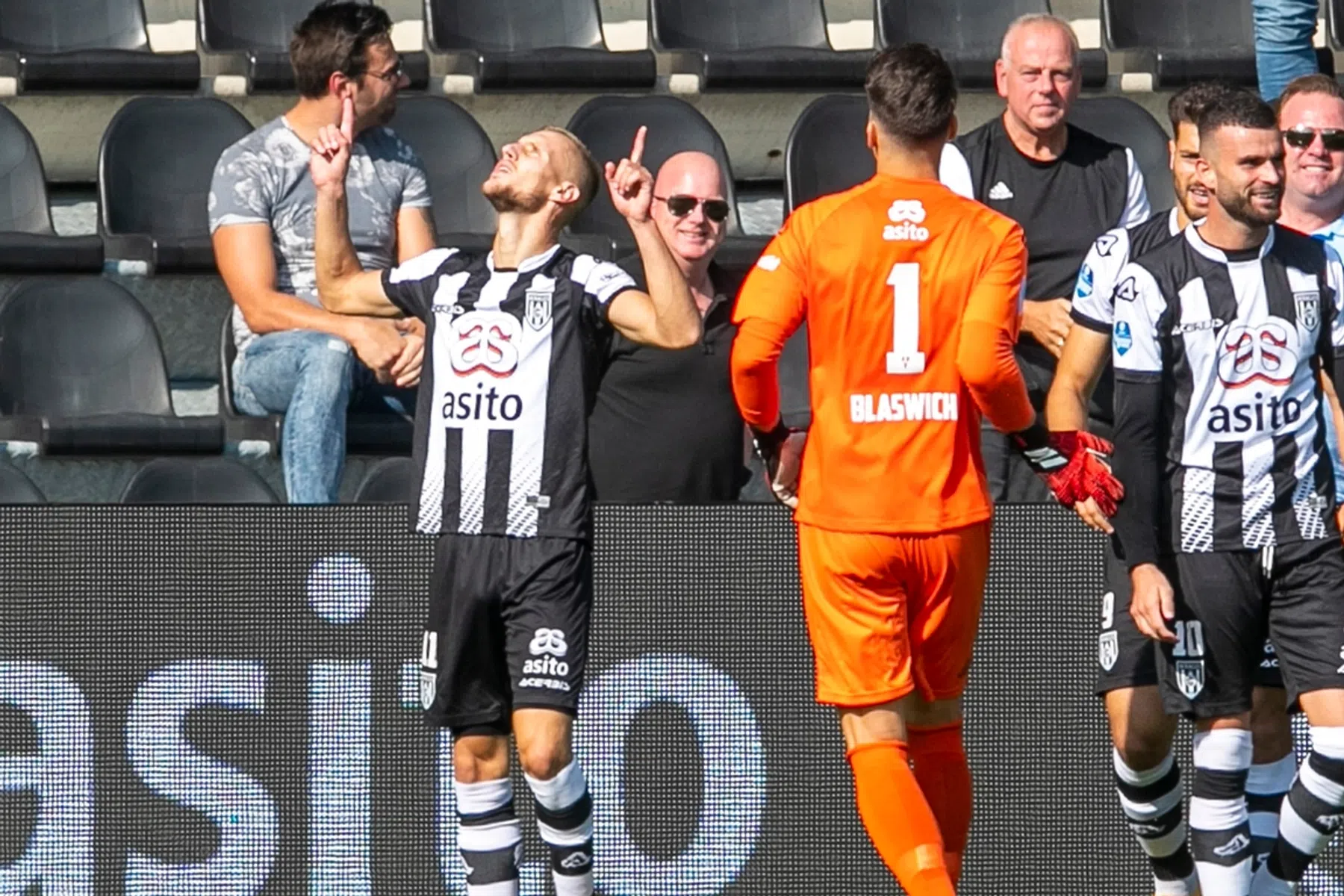 Van der Water droomt van Amerika en samenspelen met Nani