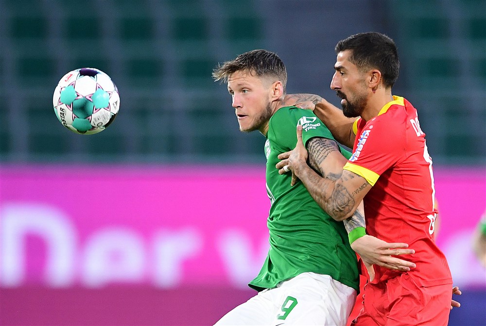 Weghorst kan Bosz en Sinkgraven geen pijn doen bij Bundesliga-ouverture