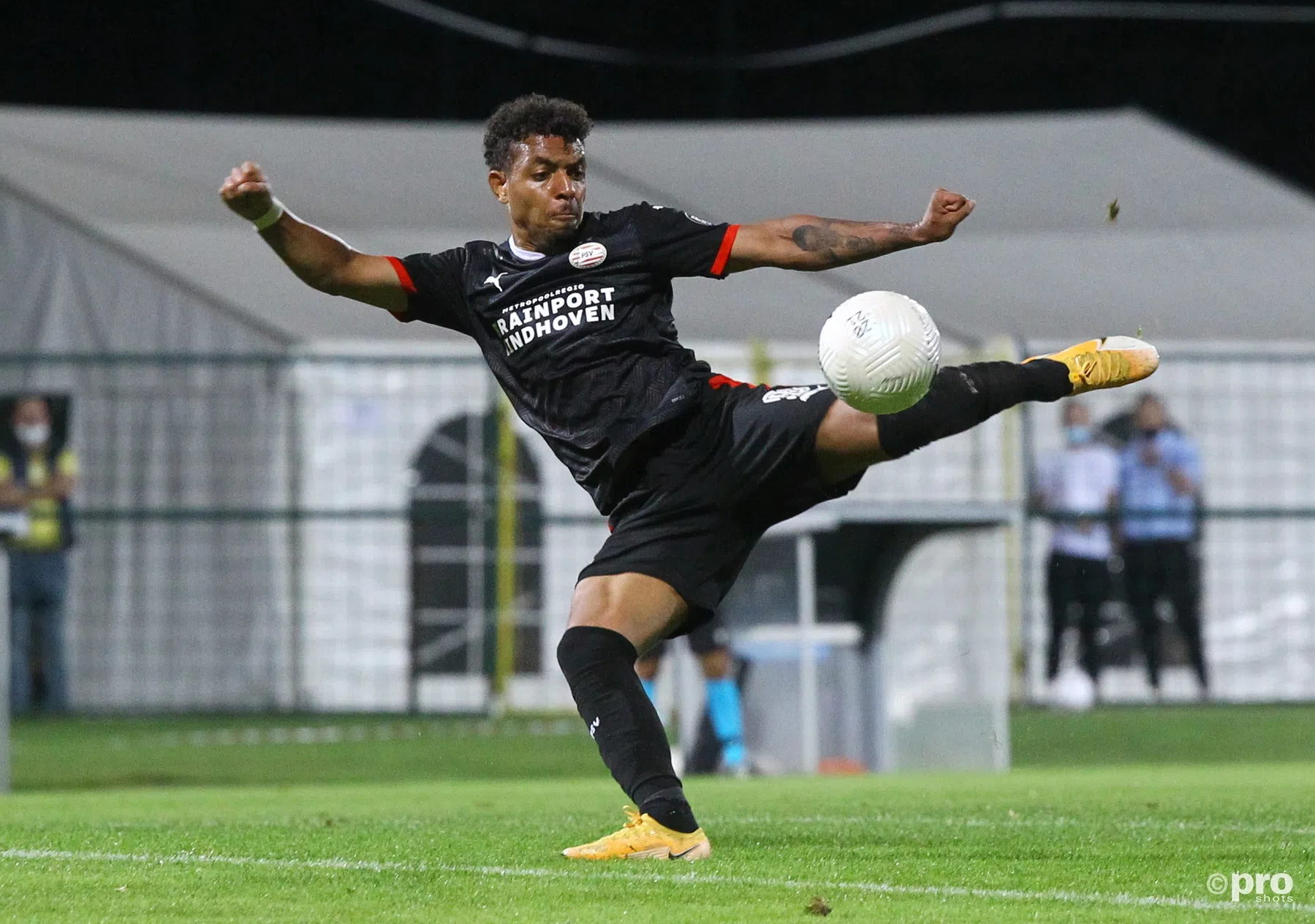 Malen evenaart Ronaldo en hoopt dat De Boer meekijkt