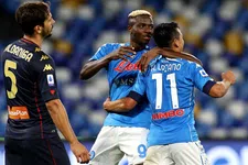 Thumbnail for article: Lozano en Mertens vernederen Genoa, ook Milan blijft foutloos
