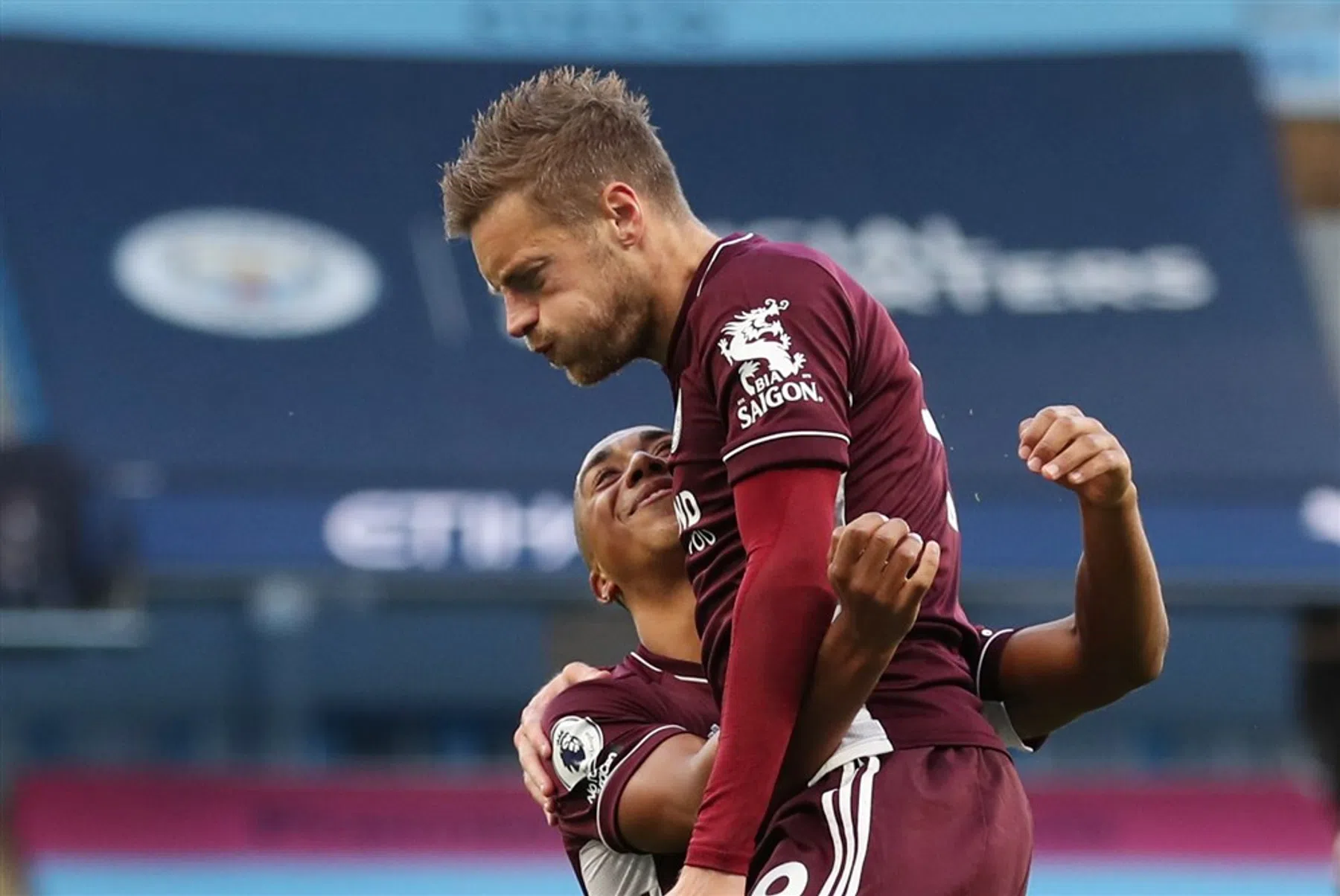 Vardy met hattrick de uitblinker bij afstraffing uitgedund Man City