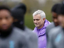 Thumbnail for article: Alles of niets: hoe Mourinho in televisieserie de hoofdrol grijpt