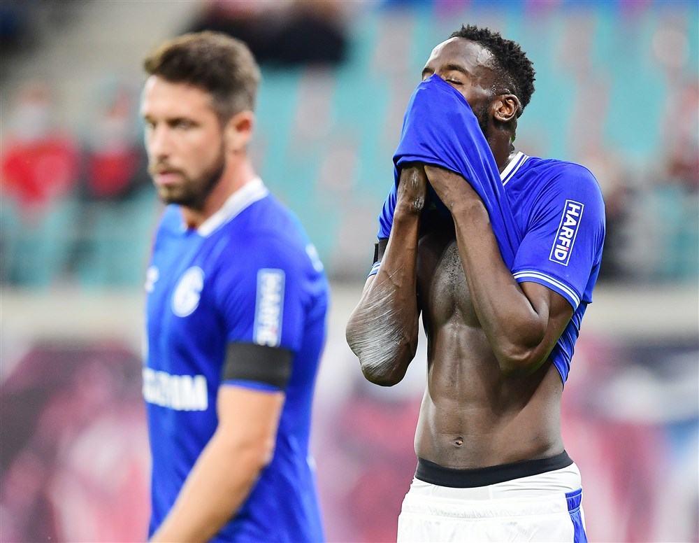 Trainerswissel biedt Schalke geen soelaas: weer zware nederlaag