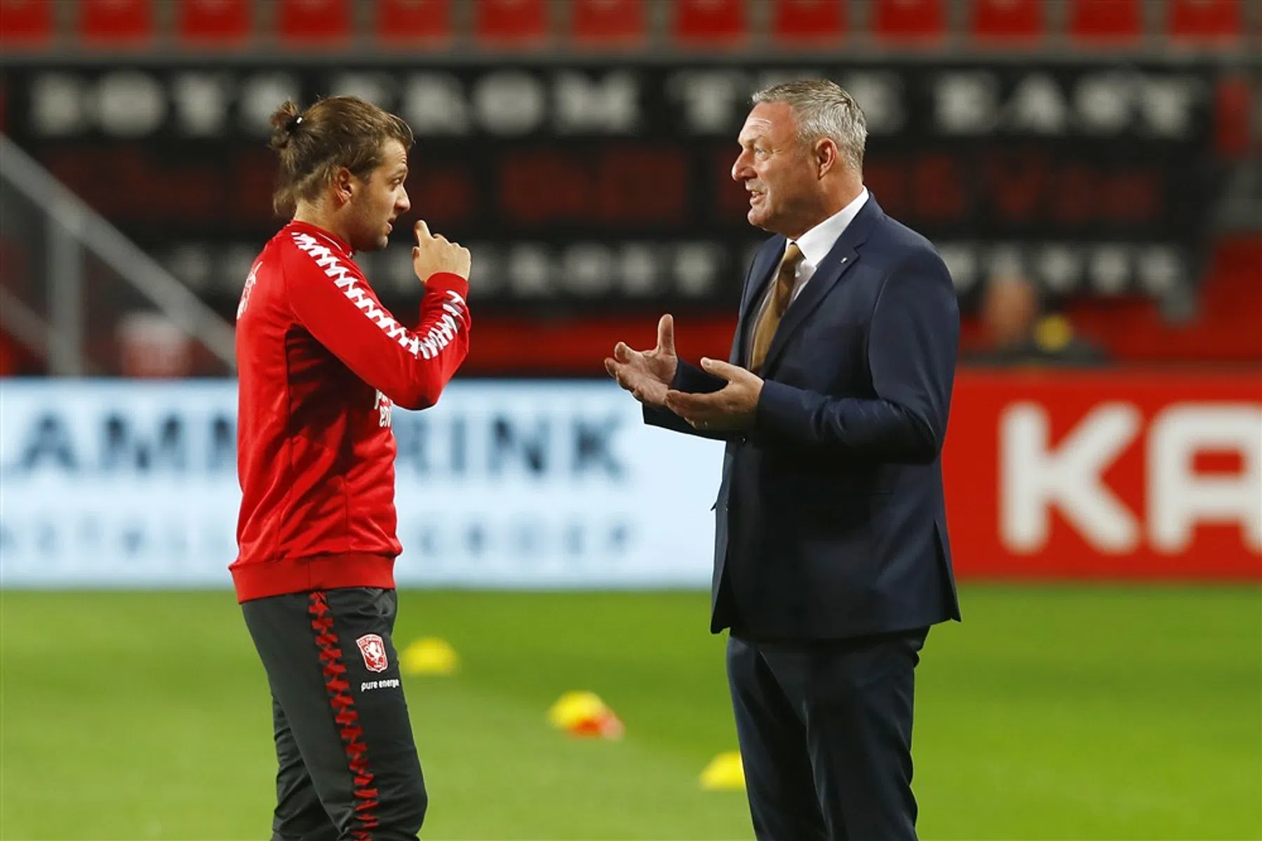 Jans baalt van leeg stadion: 'Geef het aan ons terug'