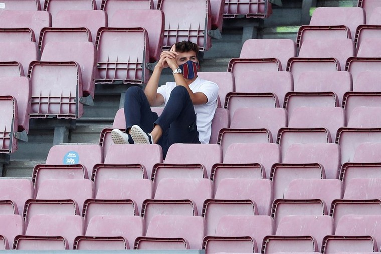 'Overbodige' Riqui Puig rekent op kans van Koeman bij Barcelona