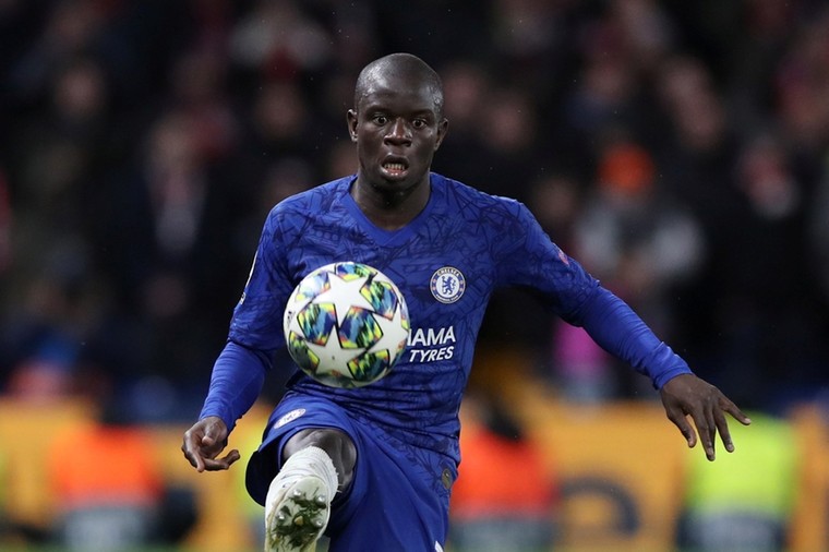 Kanté heeft moeite met Schots accent, enorme blunder in Nations League