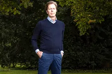 Thumbnail for article: Eredivisie CV-baas De Jong: 'Behoorlijk wat clubs dreigen langzaam dood te bloeden' 