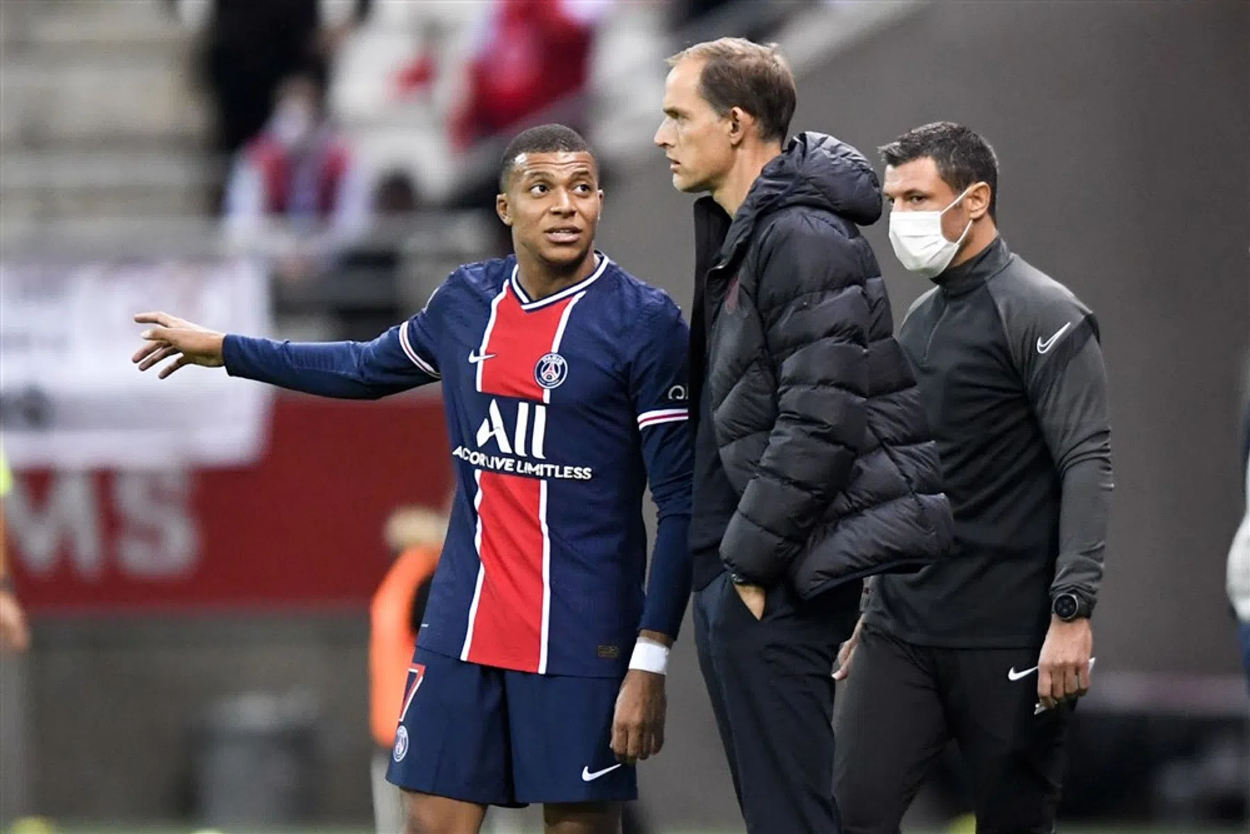 Problemen voor Tuchel bij PSG: 'Misschien hebben we maar elf spelers'