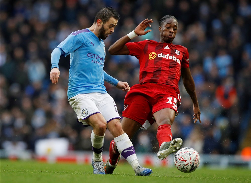 Kongolo krijgt tweede kans bij Fulham en keert terug in Premier League