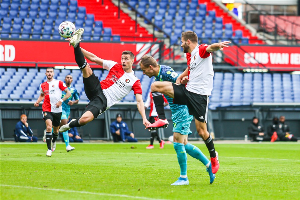Feyenoord zet koppositie op het spel door pover derby-optreden