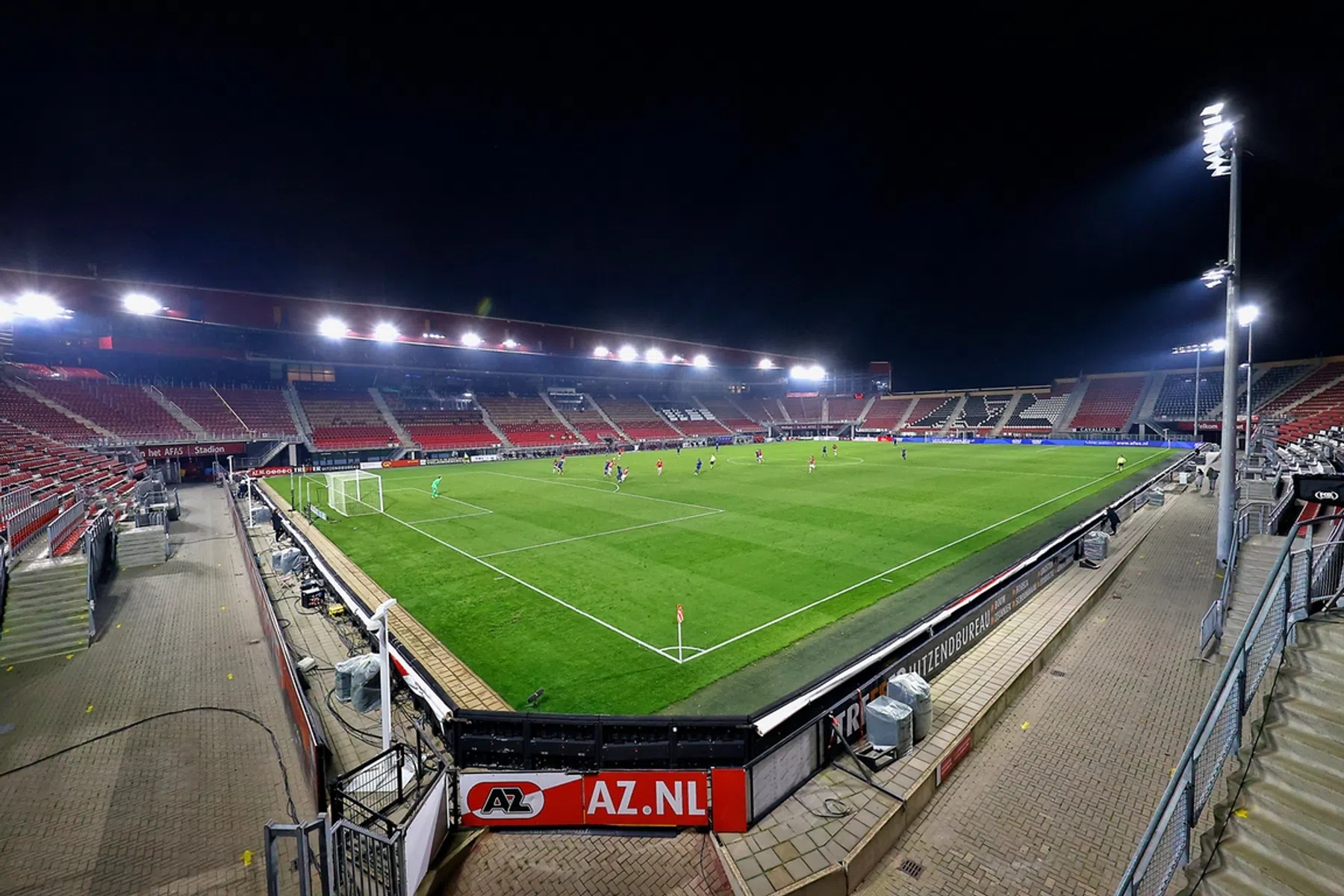 Nieuwe corona-besmettingen in spelersgroep AZ