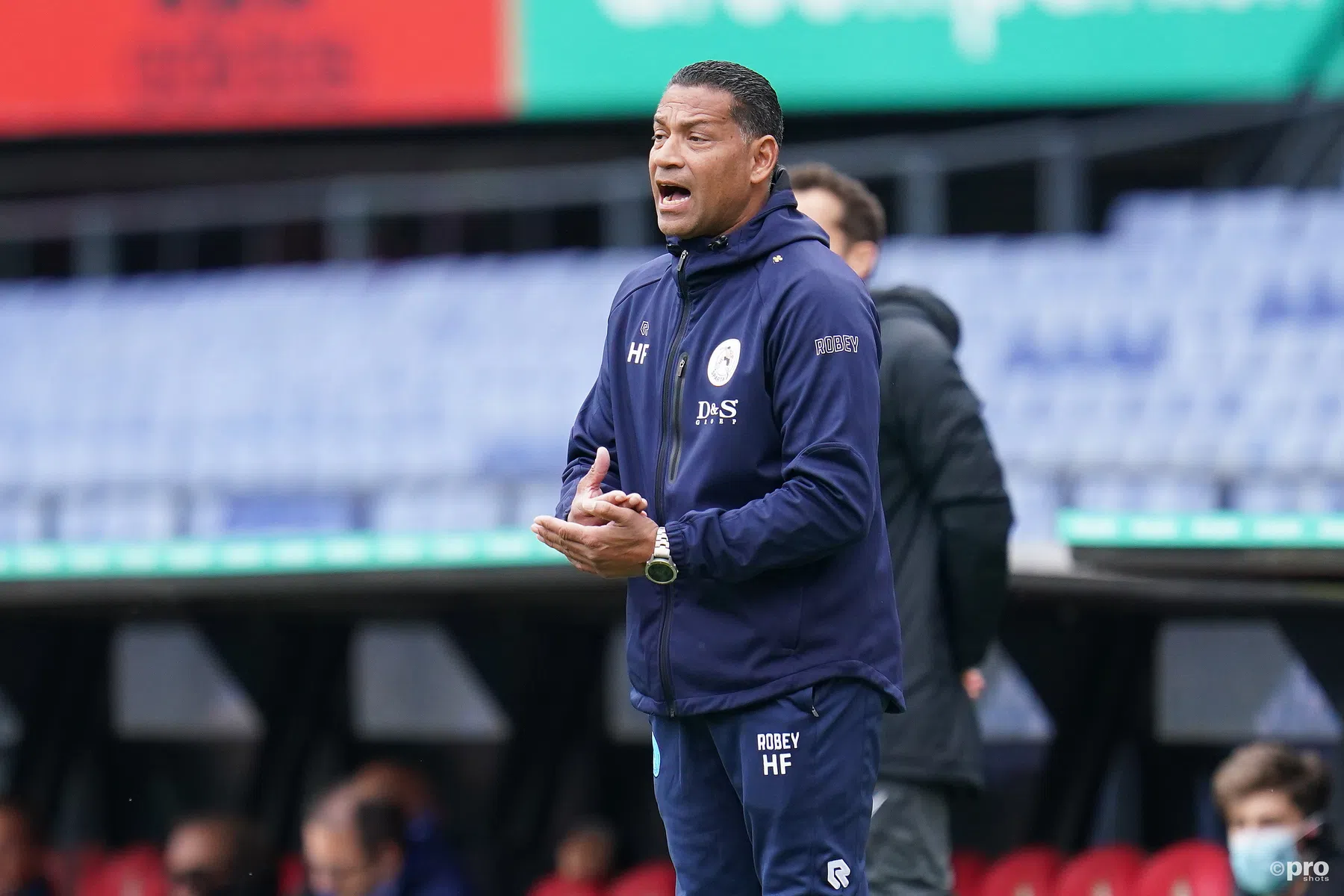 'Henk Fraser is de ideale nieuwe trainer van Feyenoord'