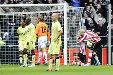 Thumbnail for article: Tien jaar na 10-0; de slechtste film van Feyenoord in Eindhoven