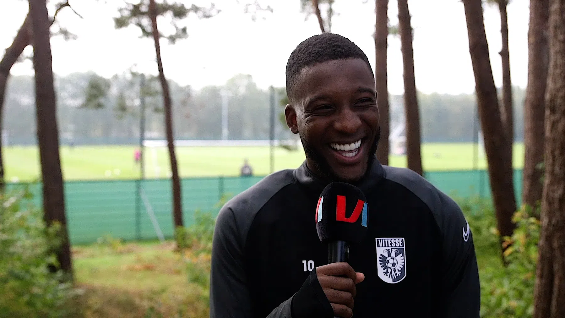 Bazoer als middenvelder of verdediger? 'Bij Vitesse noemen ze me nu Franz'