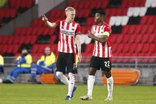 Thumbnail for article: Corona-ellende PSV: Dumfries en Baumgartl ook besmet, Schmidt mist zestal