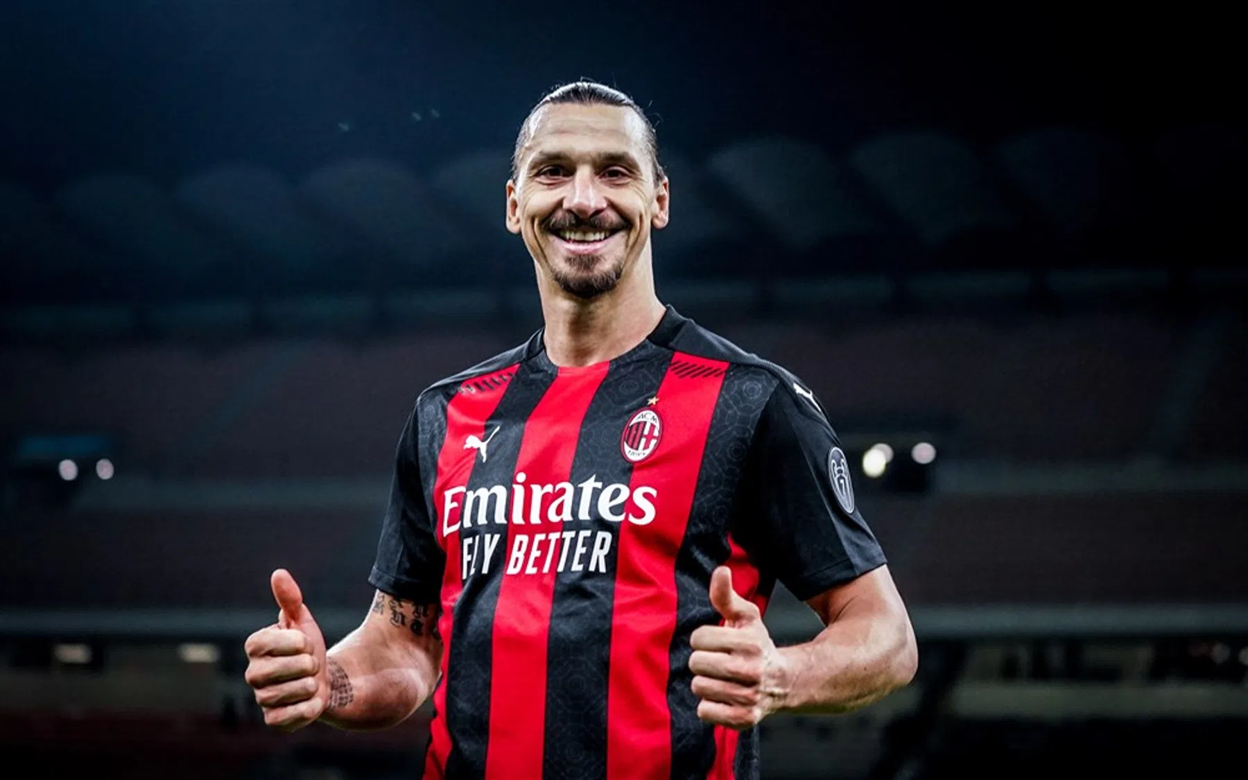 Topscorer Ibrahimovic is niet alleen met zijn goals een voorbeeld bij Milan