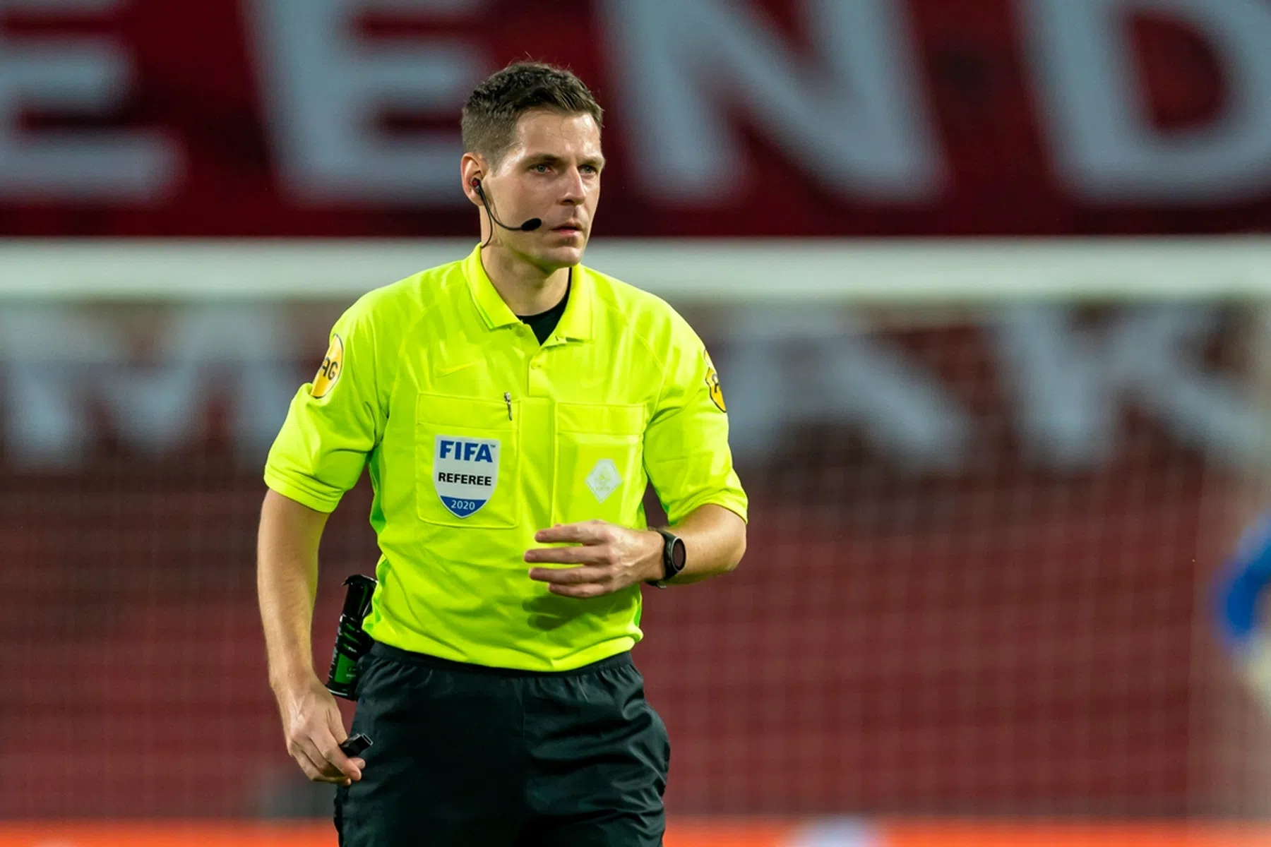 Kamphuis negeerde waarneming VAR: 'Wij zien hier geen penalty in'