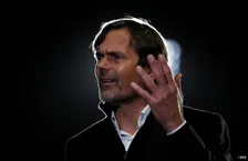 Thumbnail for article: Cocu krijgt wéér enorme dreun: 'Ongelooflijk, dit verdienen we niet'