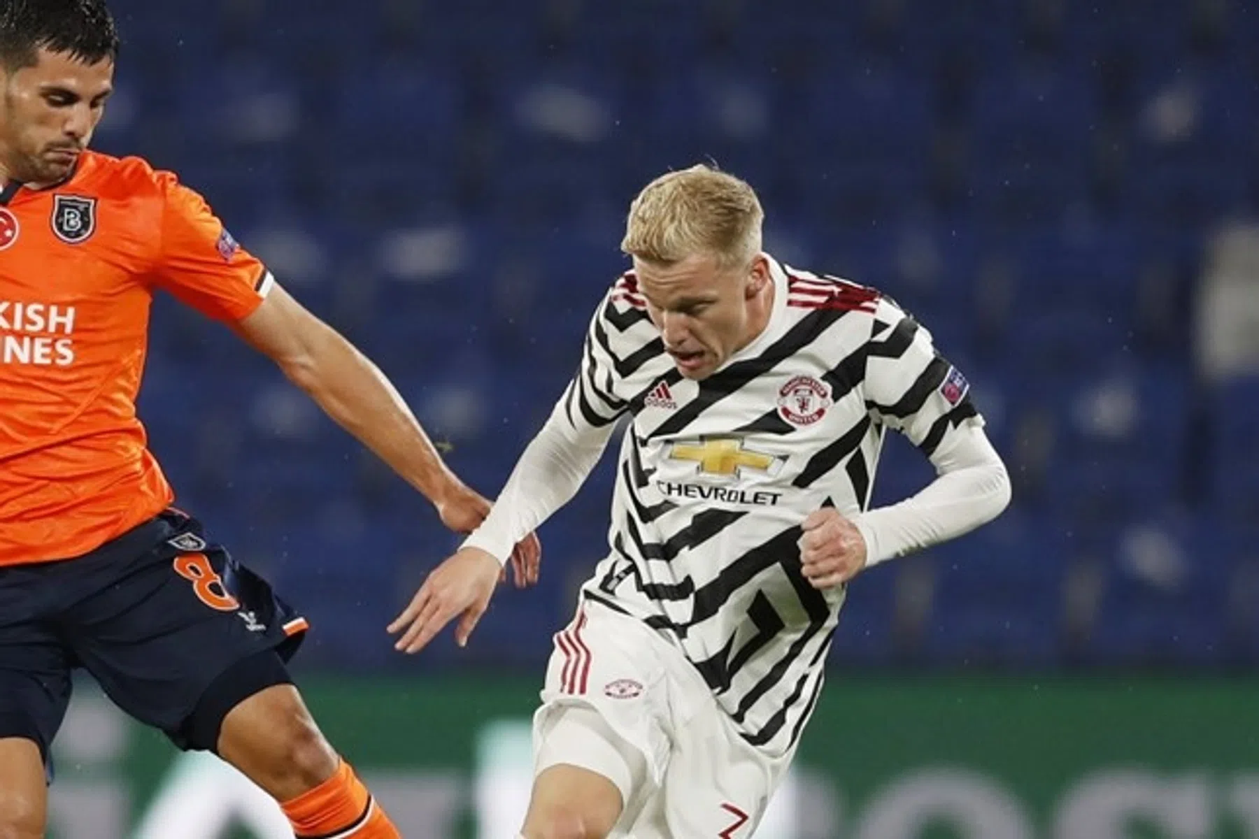 Van de Beek ziet gevolgen van onverklaarbaar weggeven van goal