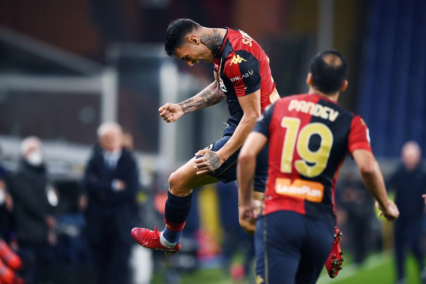 PSV-flop Scamacca vecht zich met een grote omweg naar de top