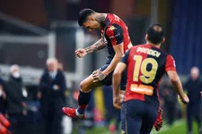 Thumbnail for article: PSV-flop Scamacca vecht zich met een grote omweg naar de top