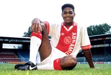 Thumbnail for article: De mythe van de Ajax-spits