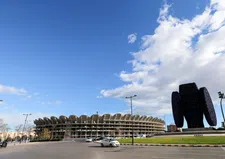 Thumbnail for article: De val van Valencia: Spaanse topclub zakt weg onder verguisde Peter Lim