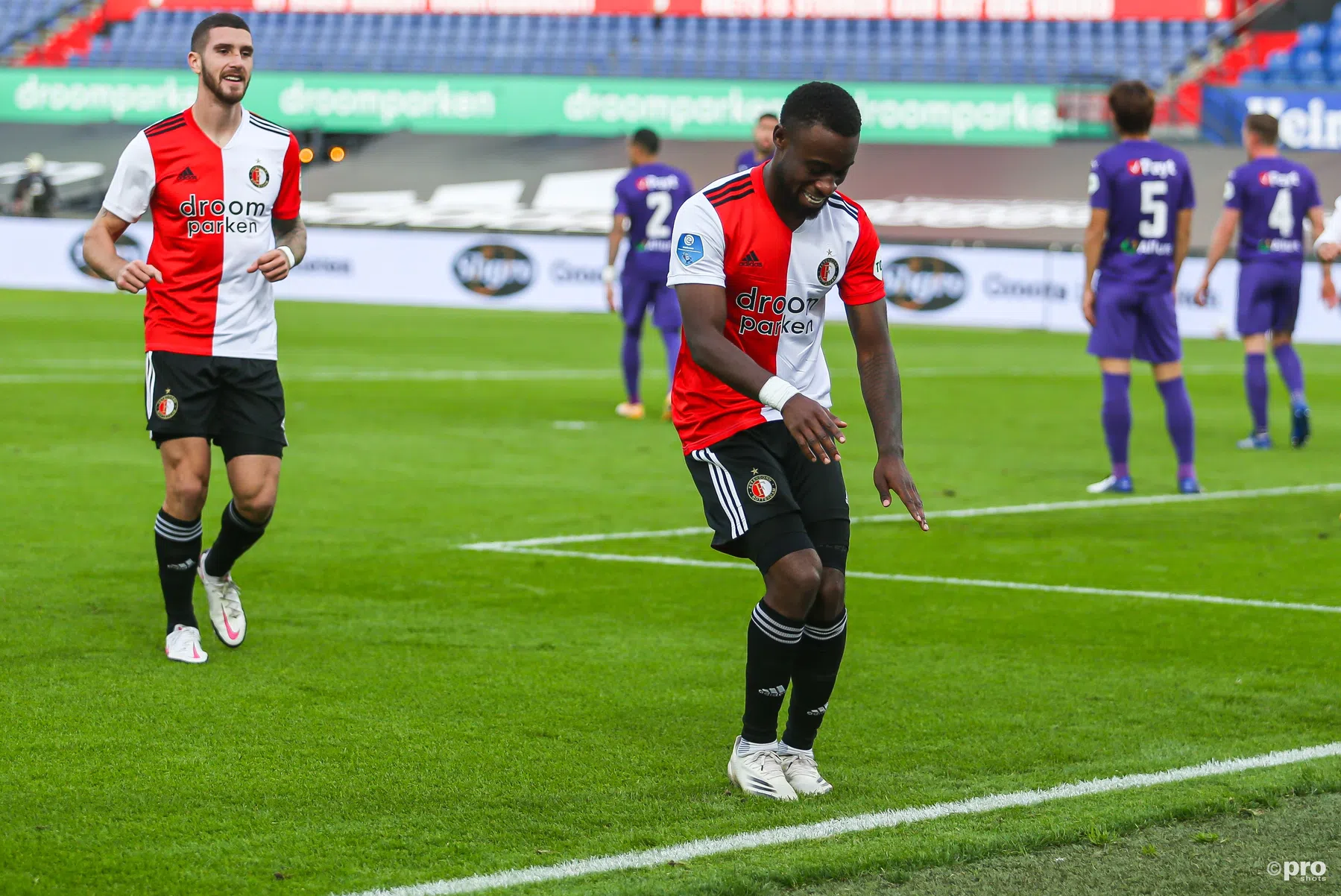 Feyenoord kan toch weer lachen na duel vol Groningse schrikmomenten