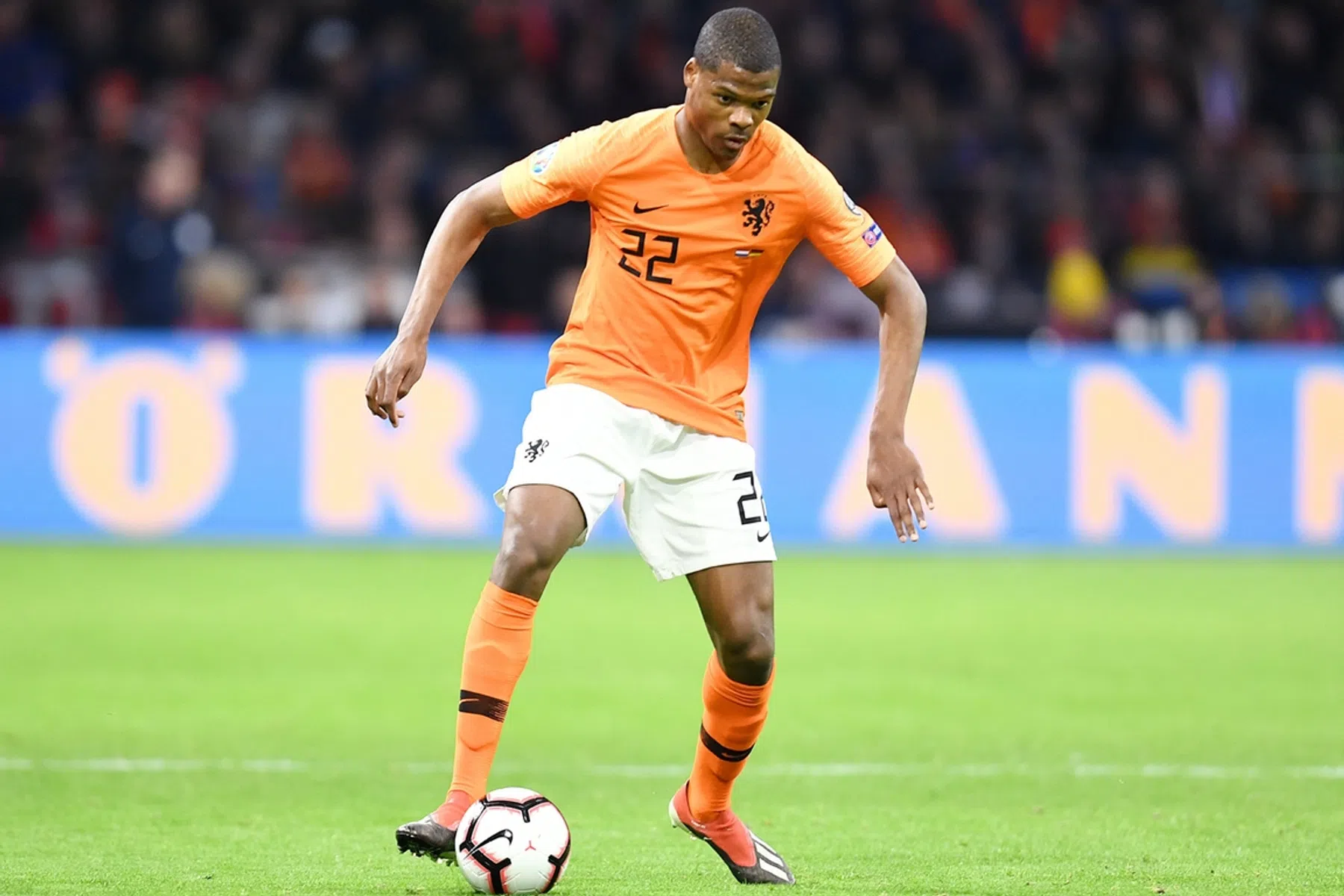 Dumfries alsnog opgeroepen voor Oranje, Ihattaren haakt af