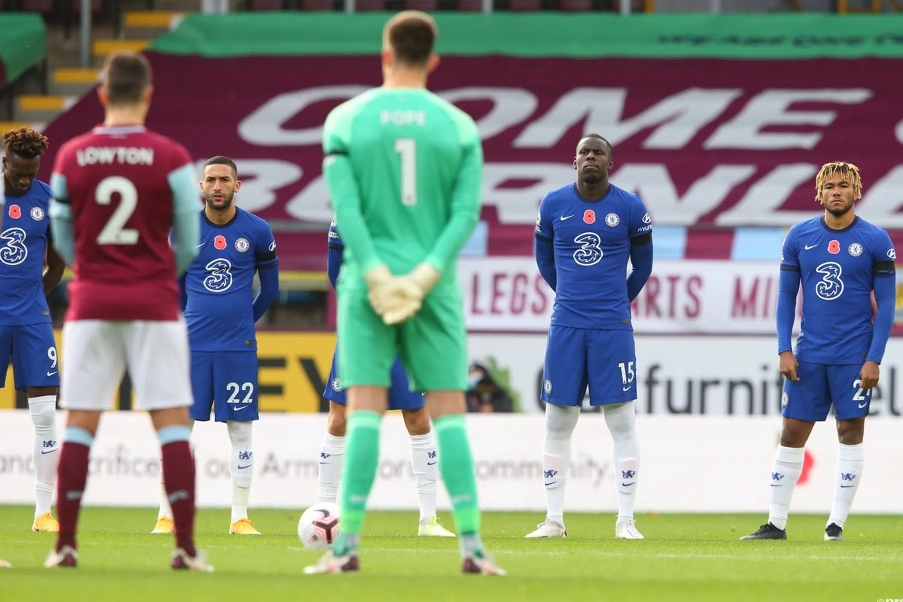 James geniet op de rechterflank van Ziyech: 'Ongelooflijk goed'