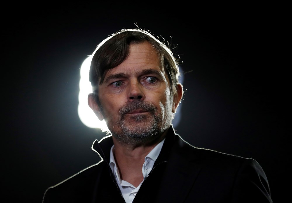 Cocu na dramatische resultaten weg bij Derby County