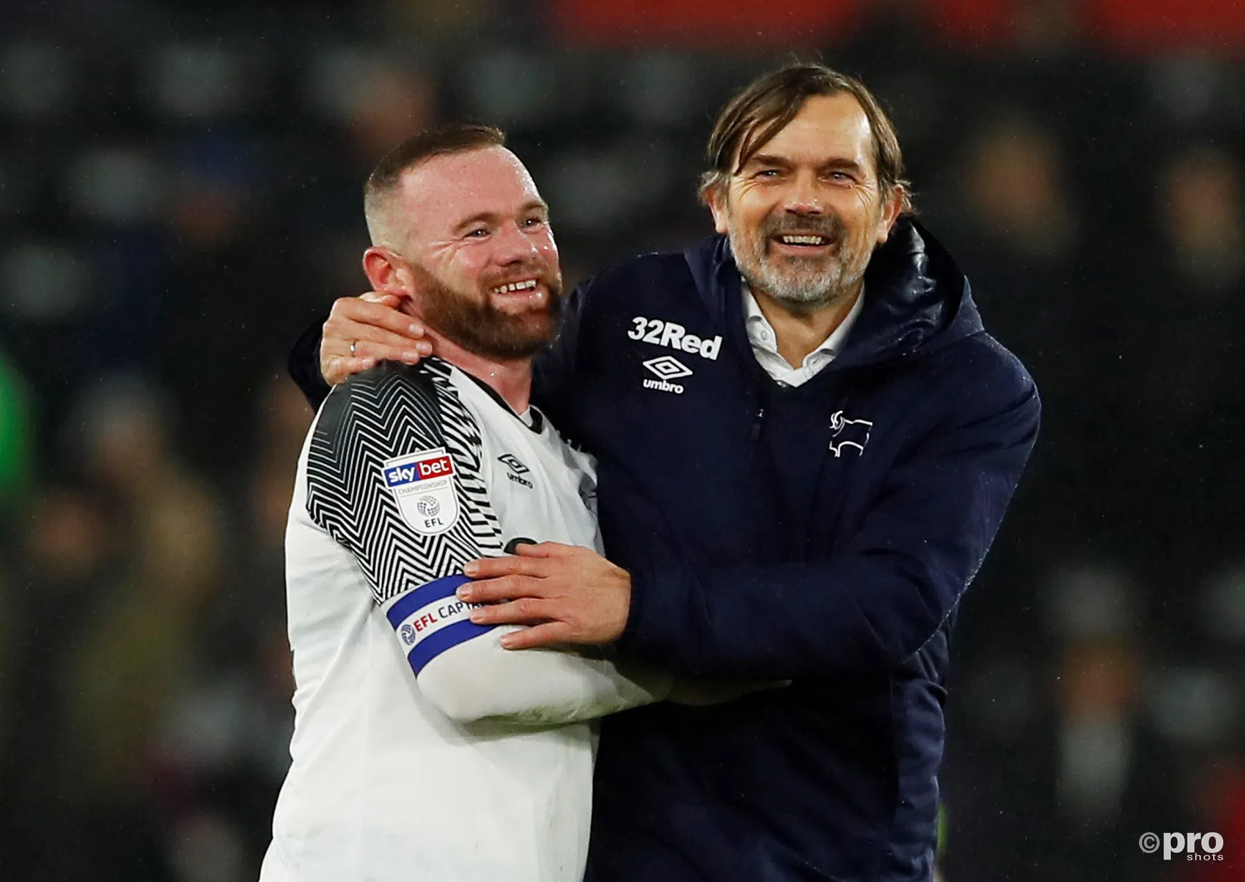 Rooney neemt taken Cocu tijdelijk over: 'Wil Phillip persoonlijk bedanken'
