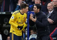 Thumbnail for article: Arteta biedt Özil klein beetje licht aan het einde van de tunnel