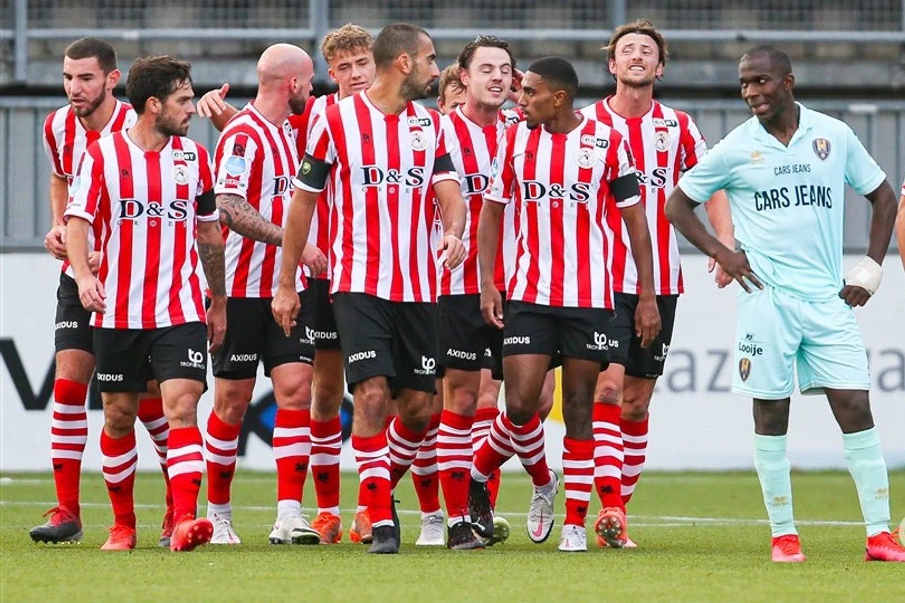 Beschamende middag voor ADO: Sparta pijnigt debuterende Brood