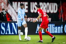 Thumbnail for article: PSV houdt turbovoetbal maar helft vol tegen FC Twente