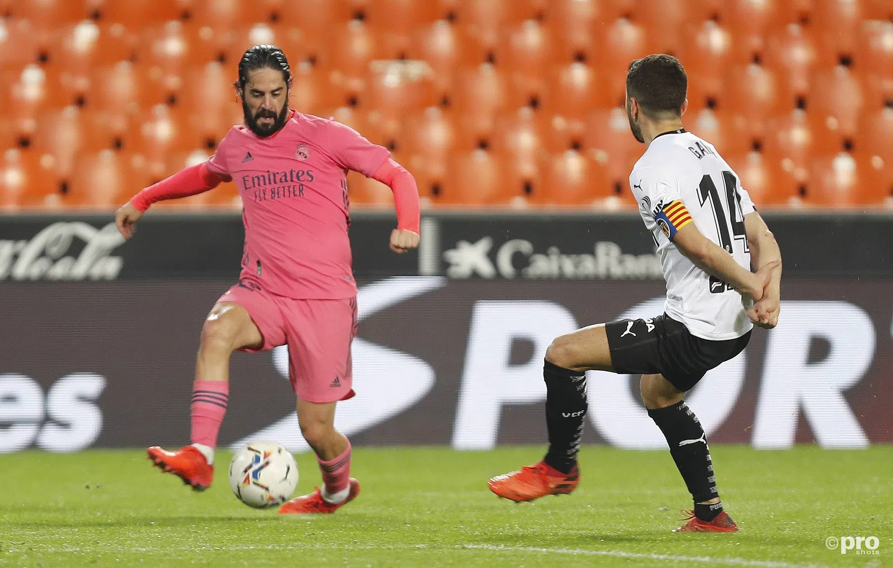 Vader van Isco verklapt: 'Hij wil het in een andere competitie proberen'