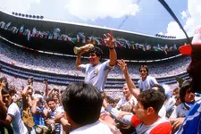 Thumbnail for article: Zo hoog als Diego Maradona reikte, kan zelfs Leo Messi niet springen