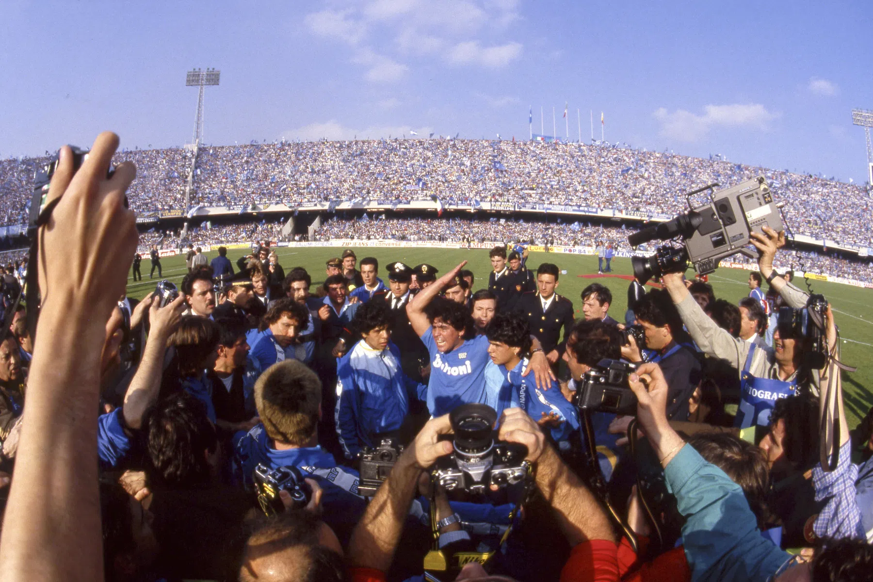 Krol: 'Diego verdient het dat het Napoli-stadion naar hem vernoemd wordt'