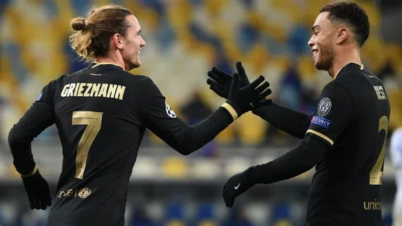 'Sergiño Dest blijft maar opkomen en doet denken aan Dani Alves'