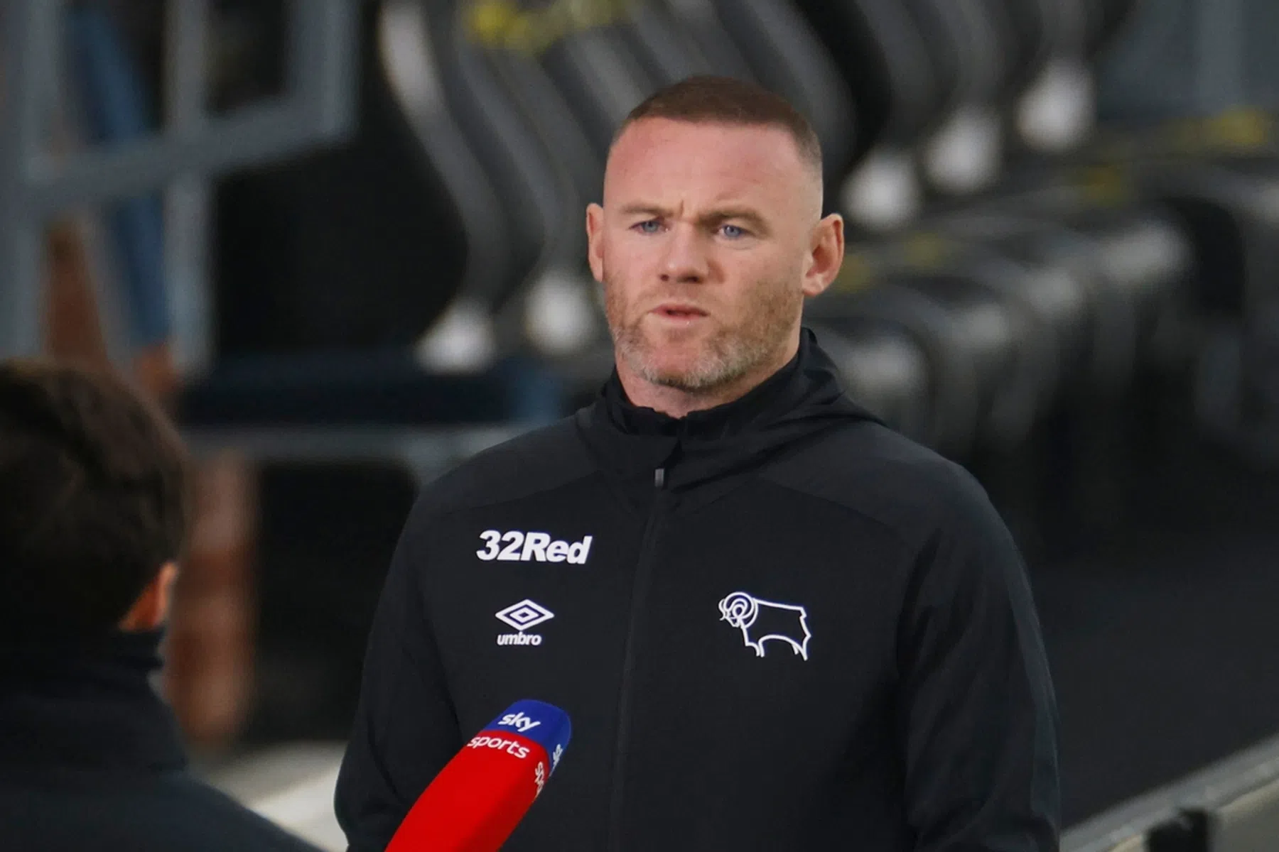 Nog geen Rooney-effect bij Derby, Eiting nadert persoonlijk record