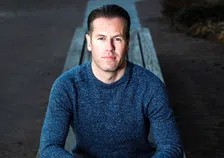 Thumbnail for article: 'VAR's grijpen te veel in op momenten die niet duidelijk fout zijn'