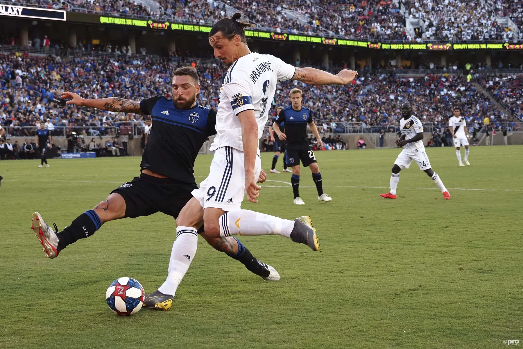 Kashia, Hoesen en Qazaishvili transfervrij na vertrek uit MLS