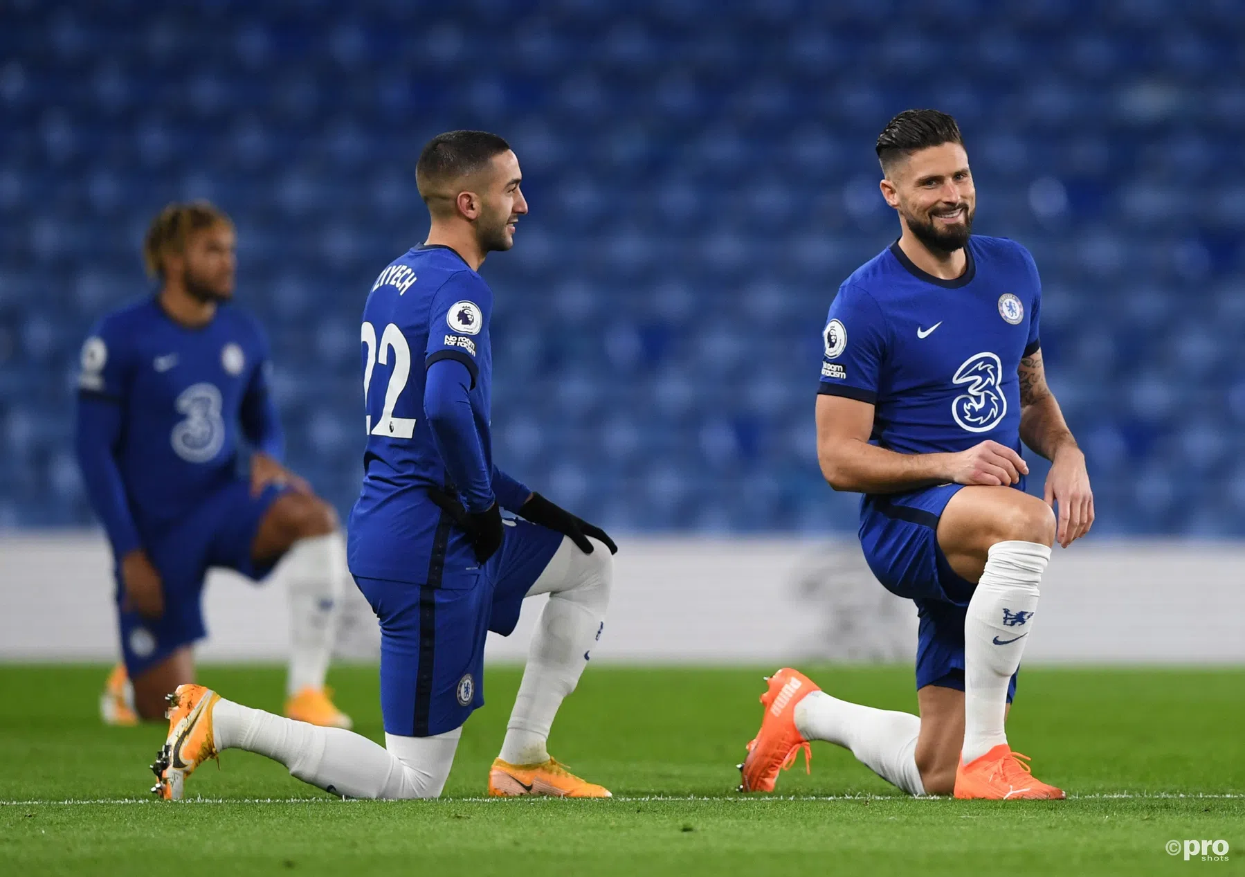 Ziyech valt uit bij eerste wedstrijd voor Chelsea-fans