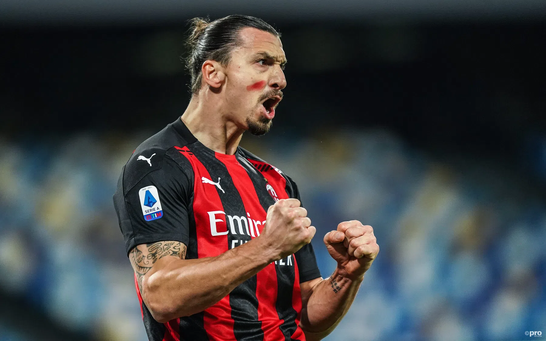 Hoe Pioli met een telefoontje heeft voorkomen dat Zlatan al gestopt is