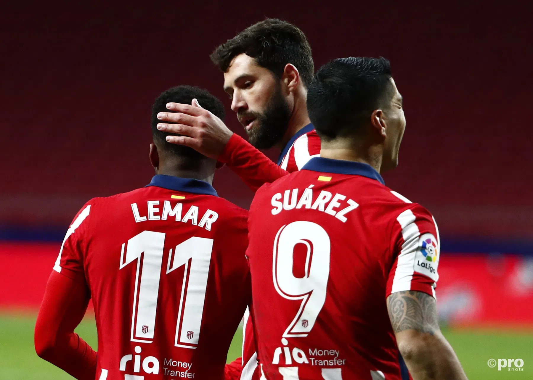 Atlético juicht bij Suárez-rentree, schandalige overtreding Getafe-speler