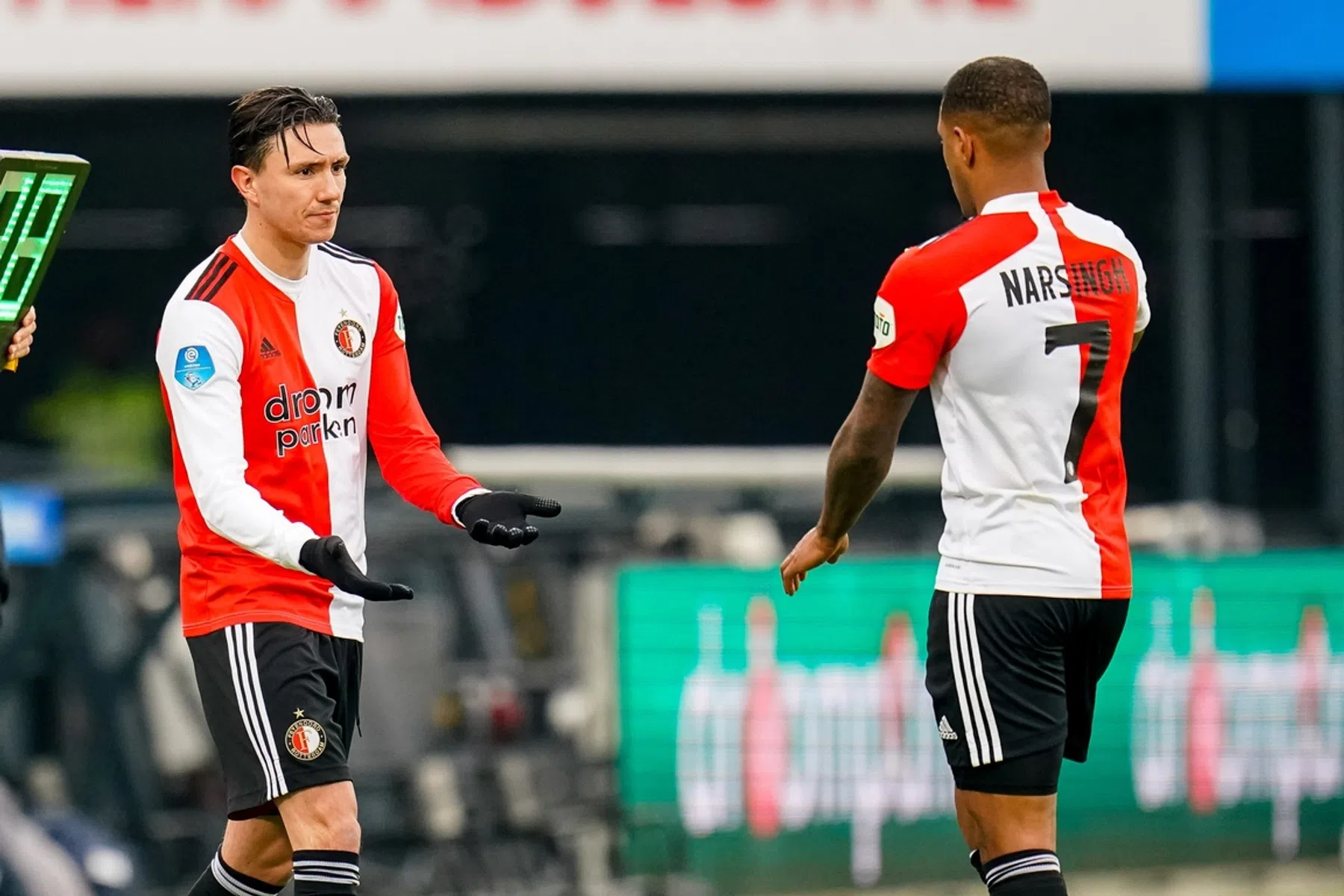 Berghuis verklaart reservebeurt door te wijzen naar Malen, Dumfries en Tadic