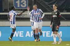 Thumbnail for article: PSV ontsnapt dankzij VAR-beslissing na knotsgekke slotfase in Friesland