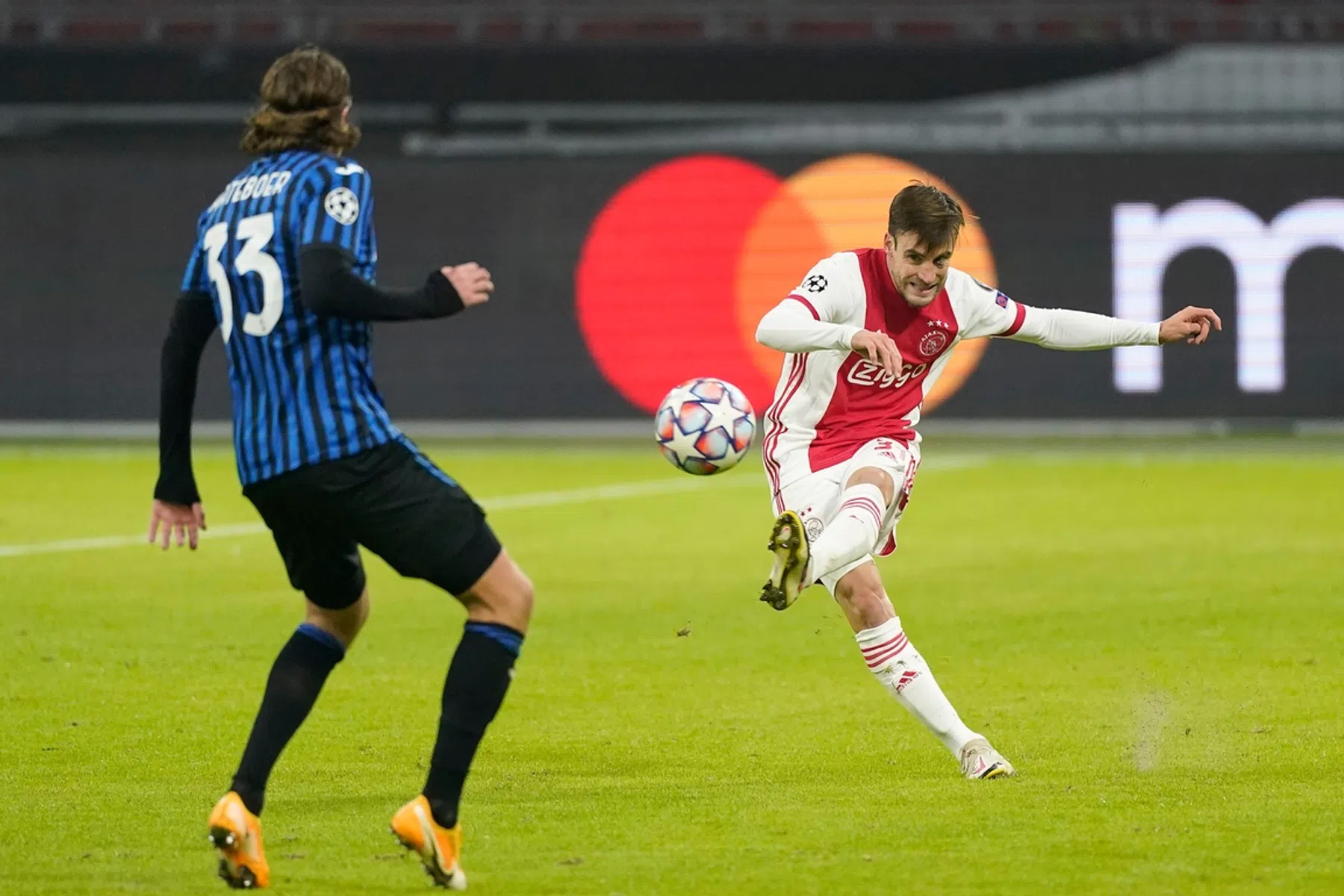 Geen extra miljoenen en coëfficiëntenbonus, wel beschermde status voor Ajax