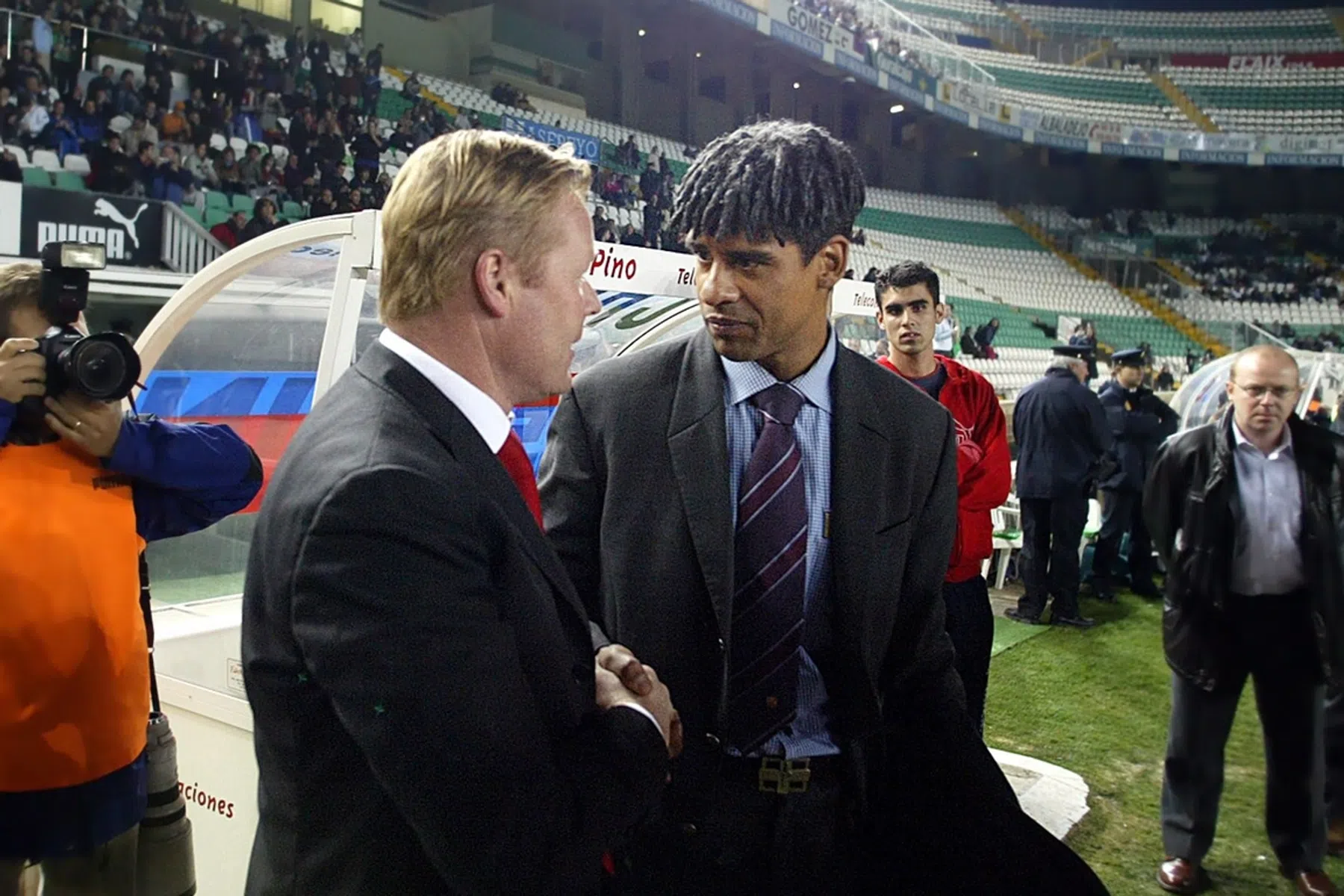 'De nieuwe Guardiola' en de Rijkaard-formule: positie Koeman veelbesproken